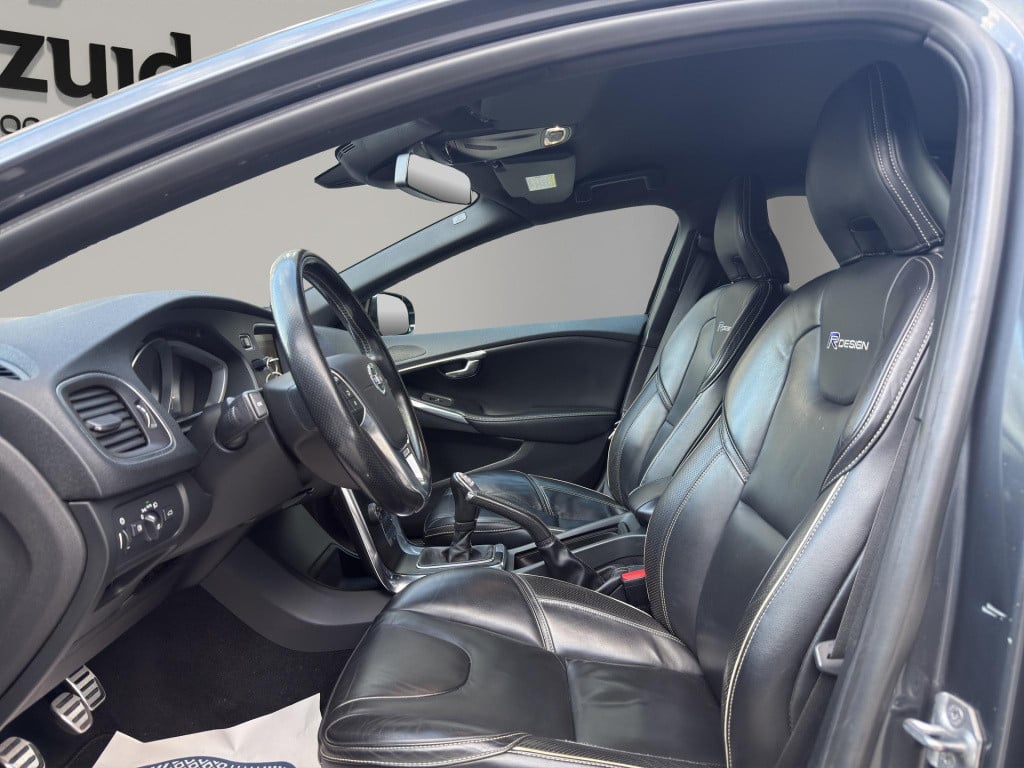 Volvo V40 1.6 d2 r-design leder led memory stoelverwarming