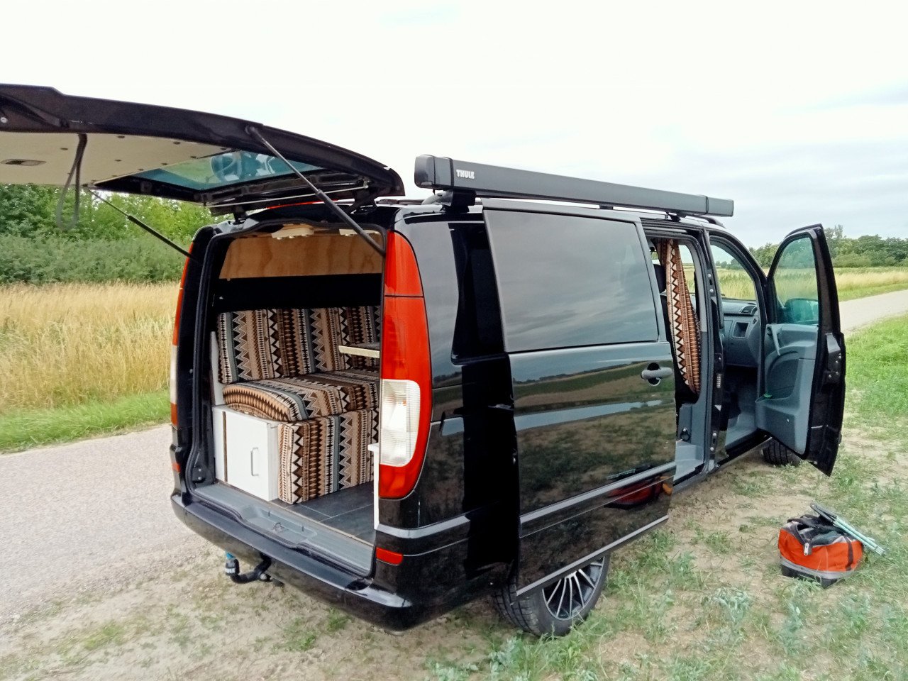 Mercedes Vito camper bus