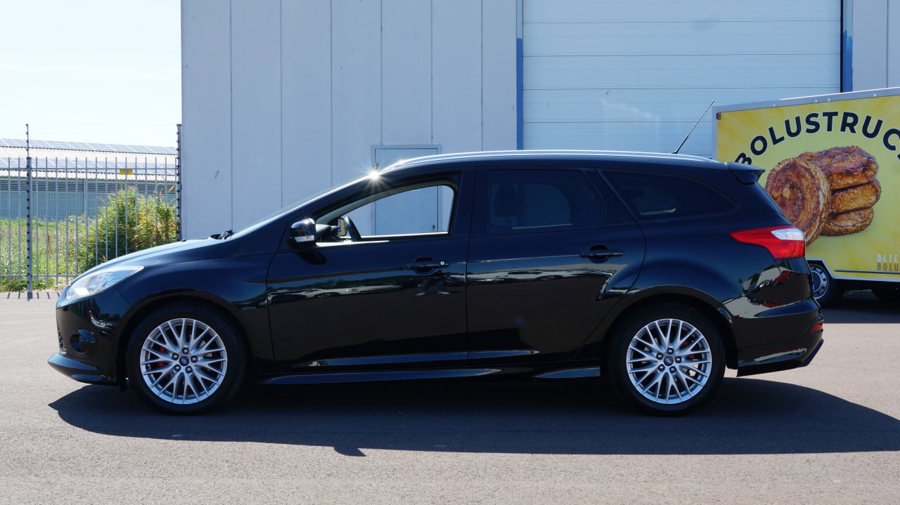 Ford Focus Wagon 1.0 EcoBoost Titanium ST rijklaar incl garantie