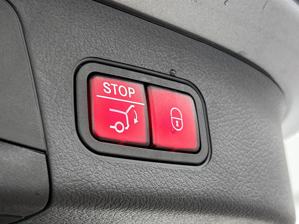 Mercedes-Benz Gla-klasse 250 e business solution amg | trekhaak | amg line 