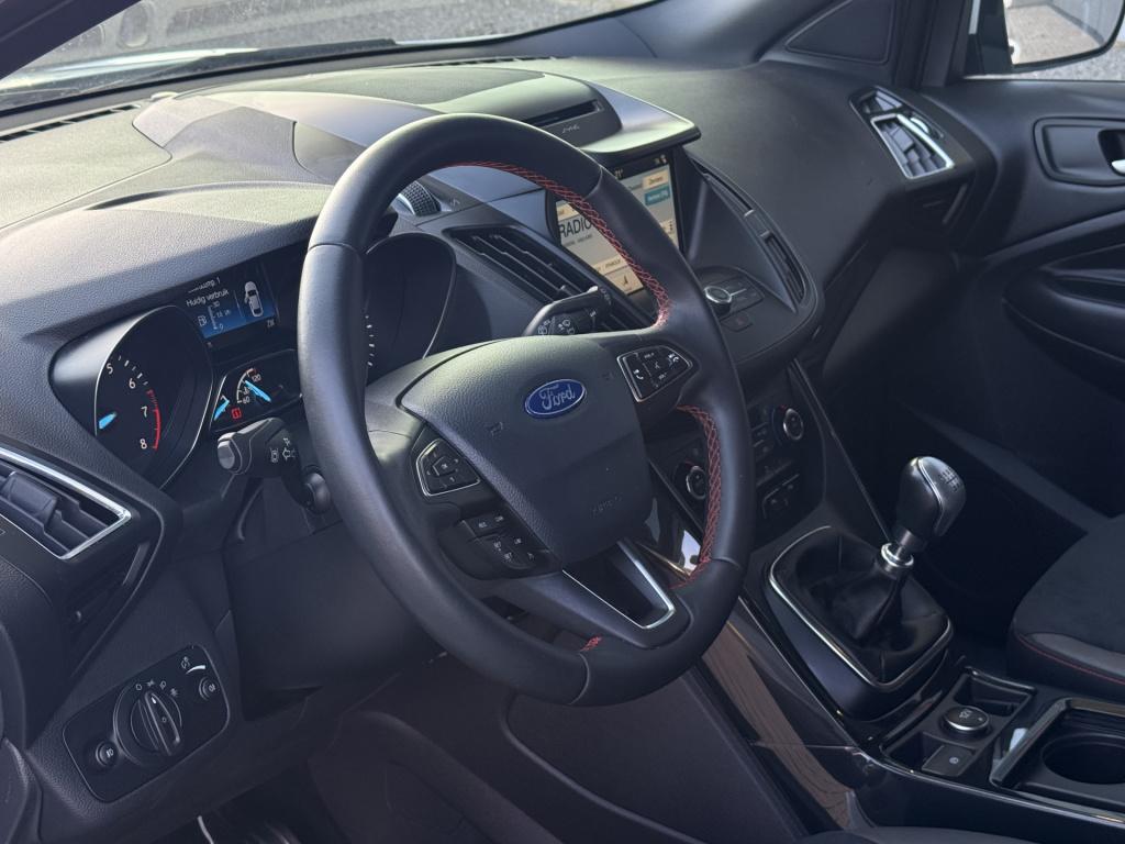 Ford Kuga 1.5 ecoboost st line | stoel/stuur verwarming | cruise | apple ca