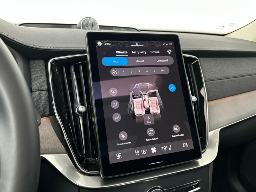 Volvo XC90 t8 455pk recharge ultra dark| b&w audio| trekhaak| luchtvering