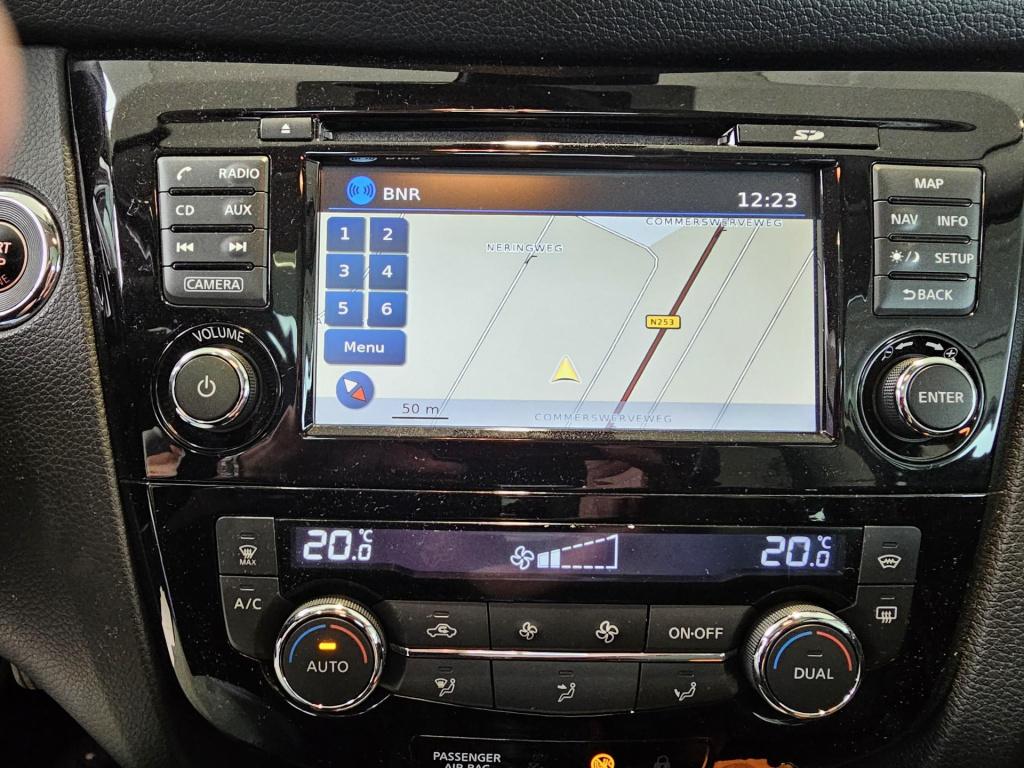 Nissan Qashqai 1.2 premier edition