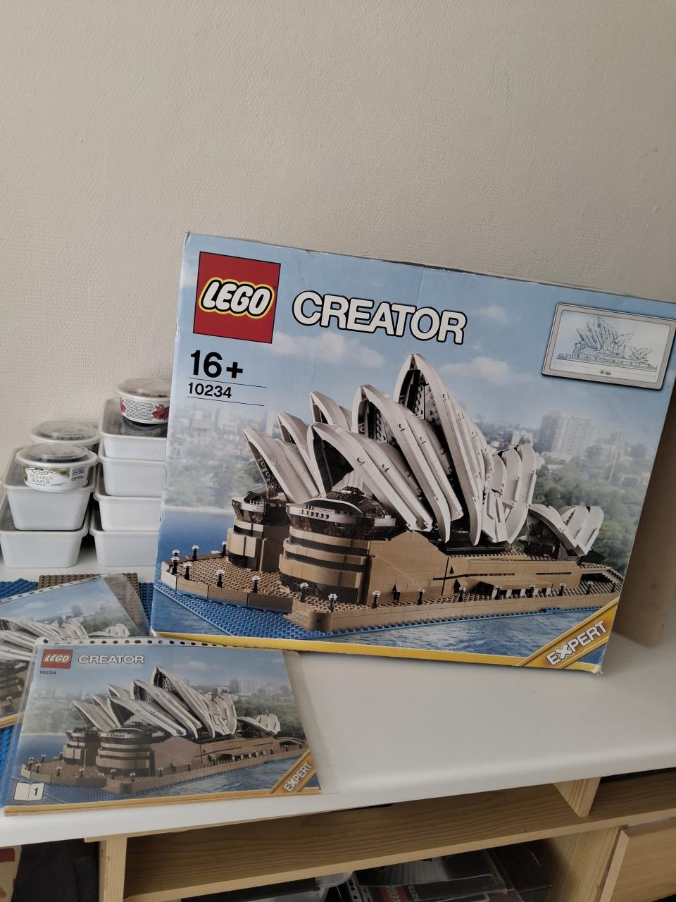 Lego operahouse