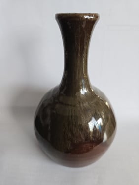 Keramiek vaasje Bruin met druip effect 13.5 cm