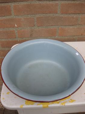 EMAILLE SCHAAL ORANJE/ROOD/GRIJS