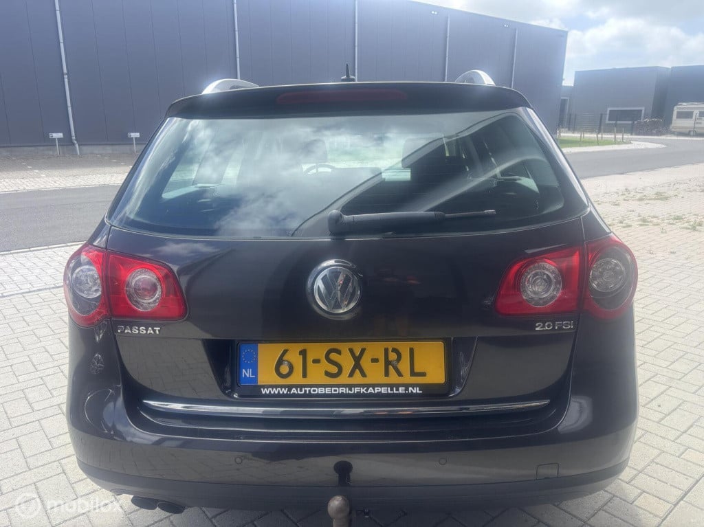 Volkswagen Passat variant 2.0 fsi highline
