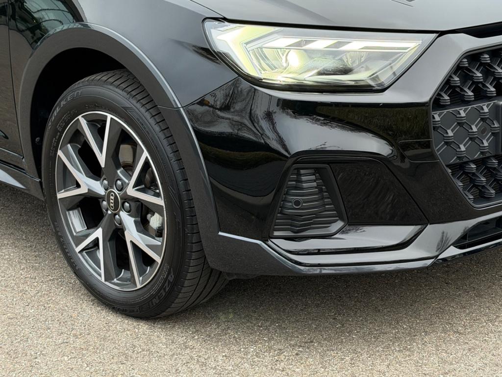 Audi A1 allstreet 30 tfsi 116pk s-tronic advanced edition | led | camera | 