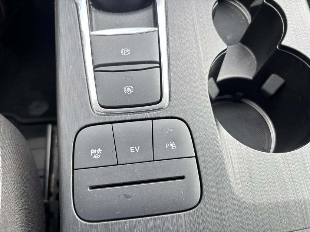 Ford Kuga 2.5 phev e-cvt 225pk titanium, winterpakket, trekhaak