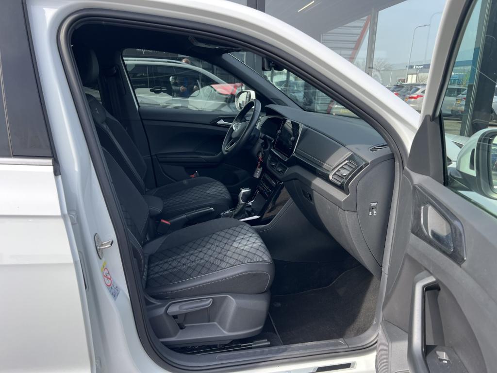 Volkswagen T-cross 1.0 tsi 116pk dsg-7 r-line , trekhaak , carplay