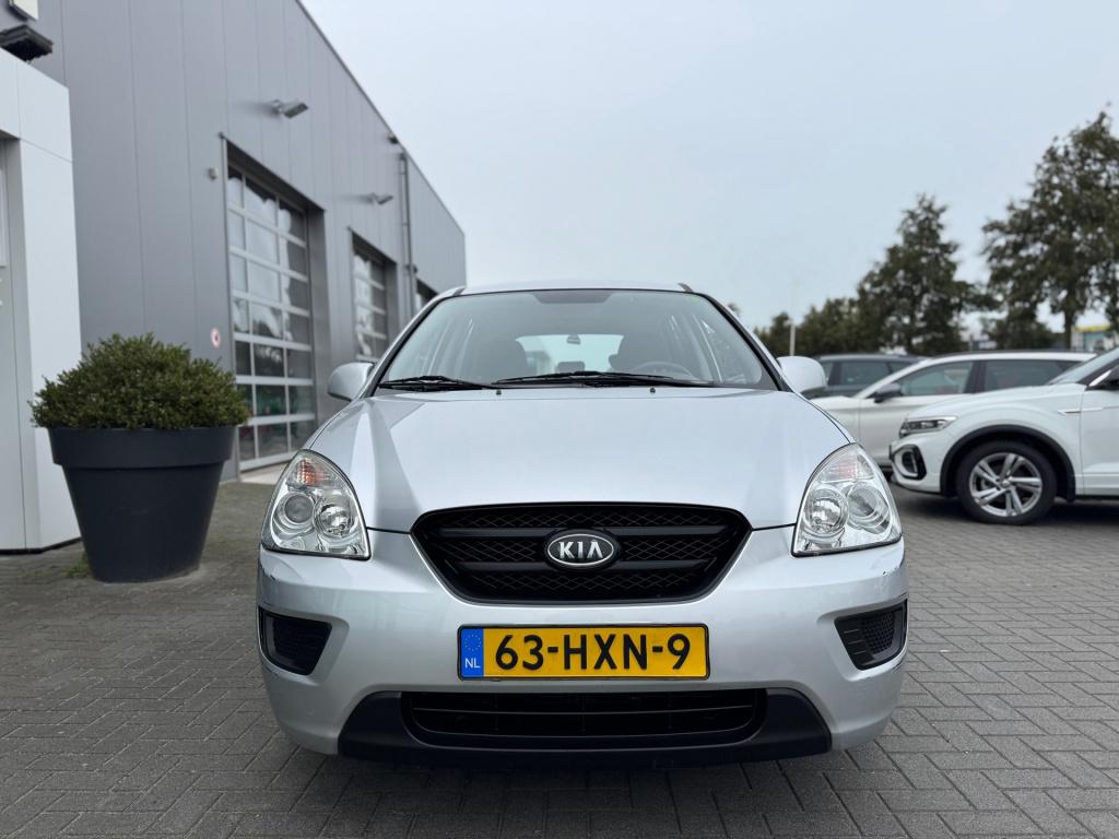 Kia Carens 2.0 cvvt x-tra * airco * trekhaak * apk tot 07-10-2027