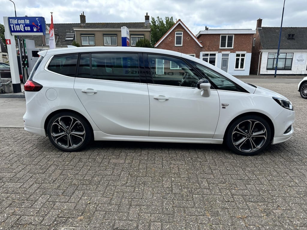 Opel Zafira 1.4 turbo ecotec 103kw innovation opc line