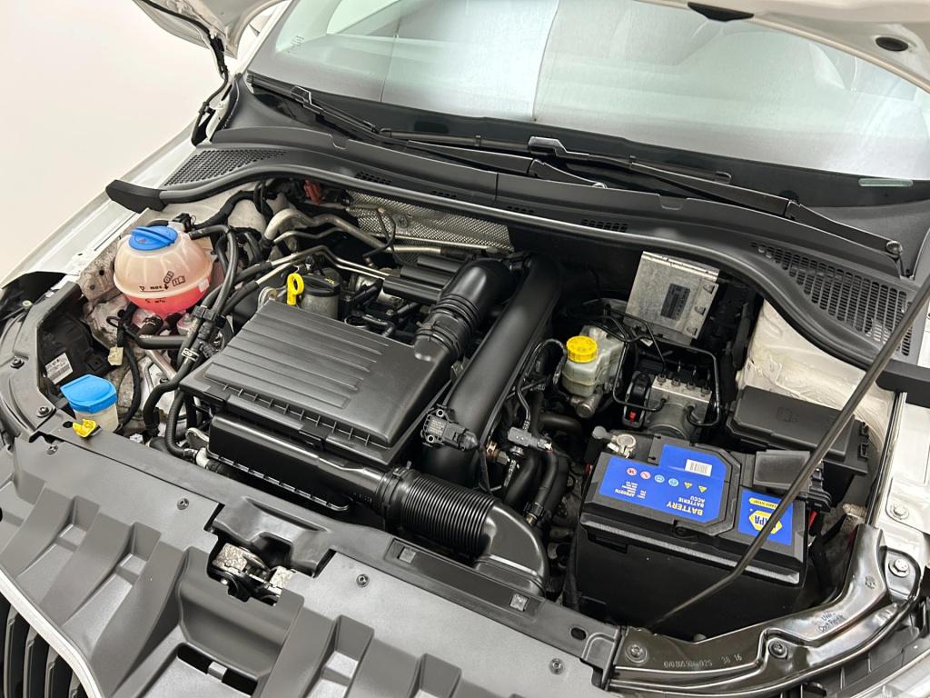 Skoda Fabia combi occasion 1.2 tsi ambition business | wit | tweedehands sk