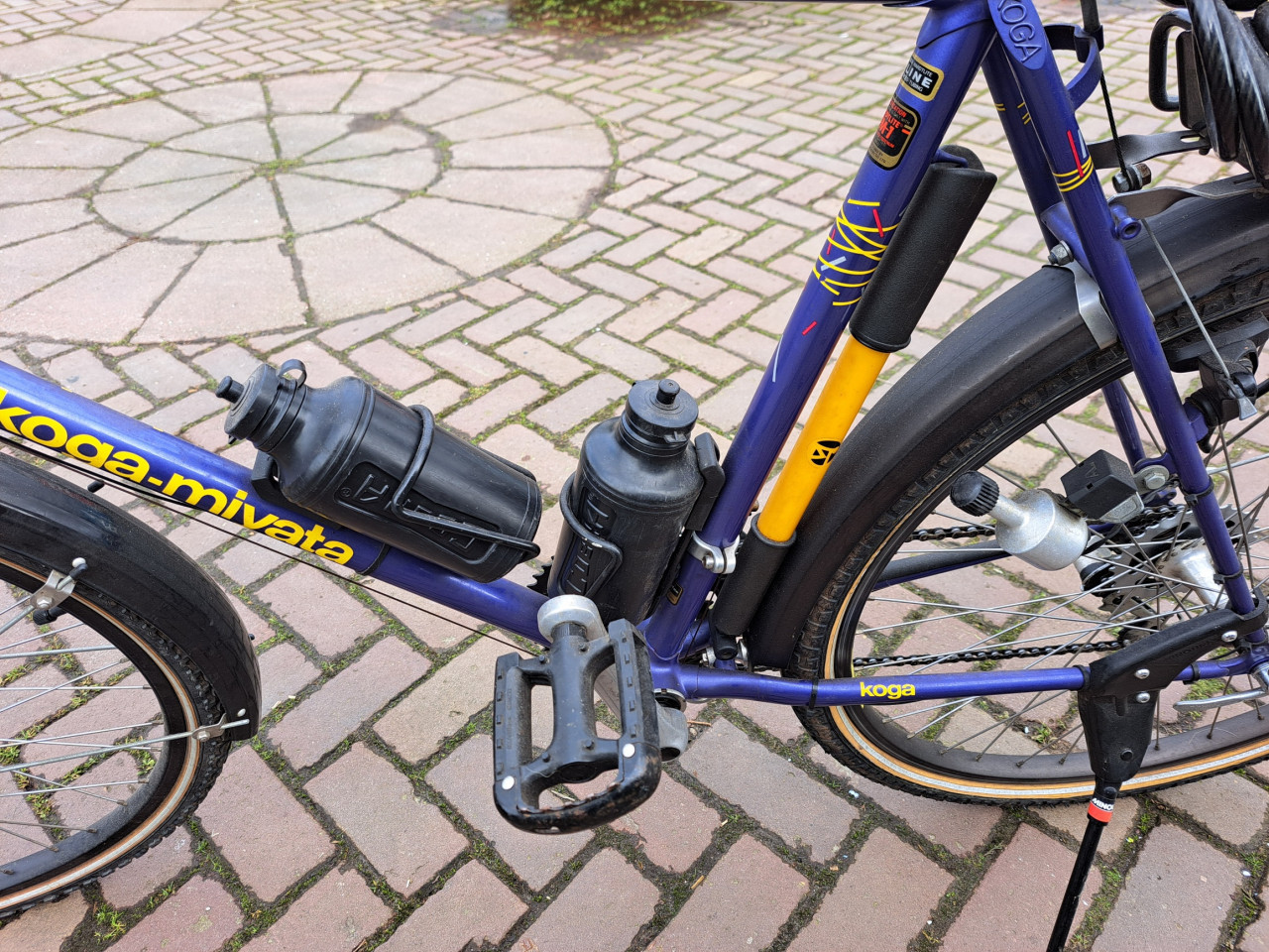 KOGA MYATA HERENFIETS