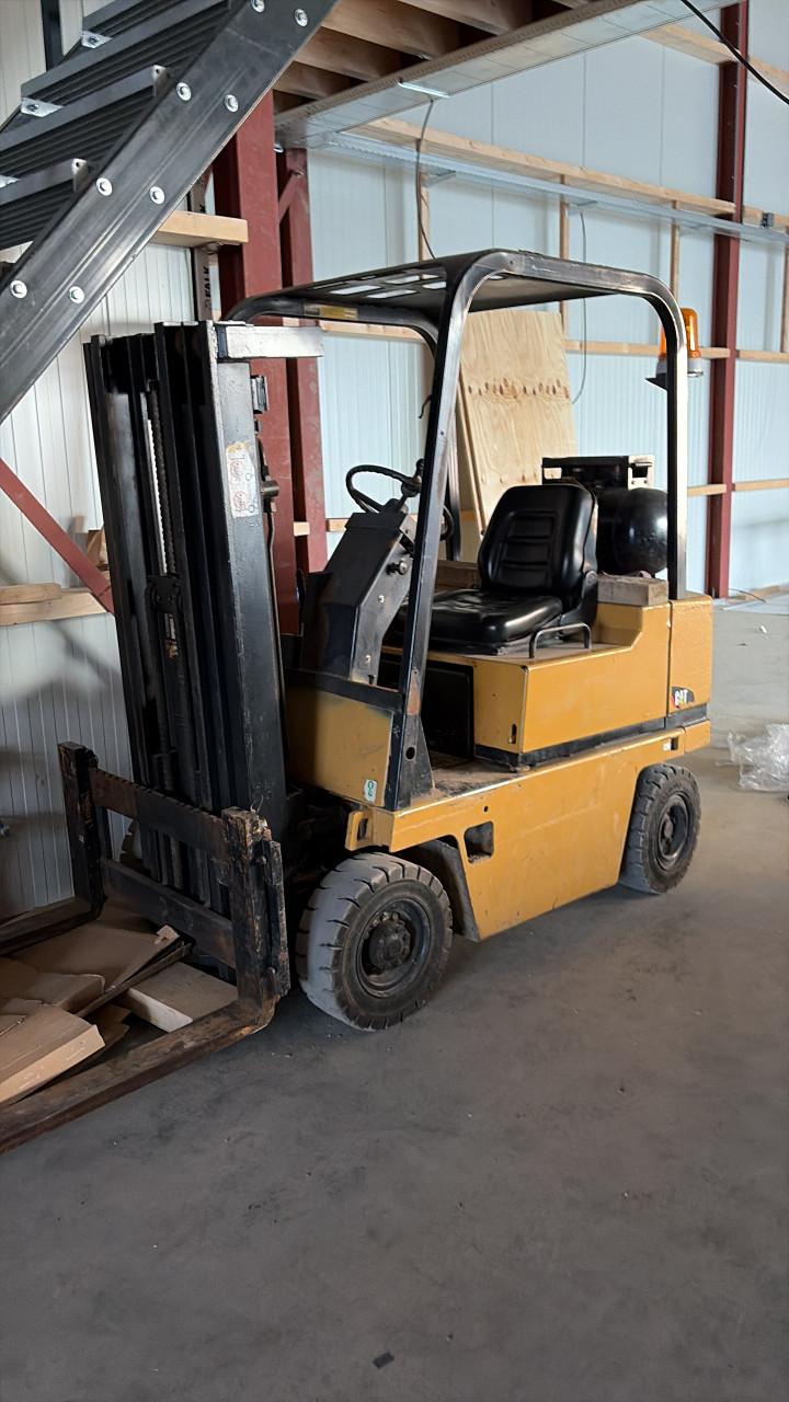 Cattepiller lpg heftruck