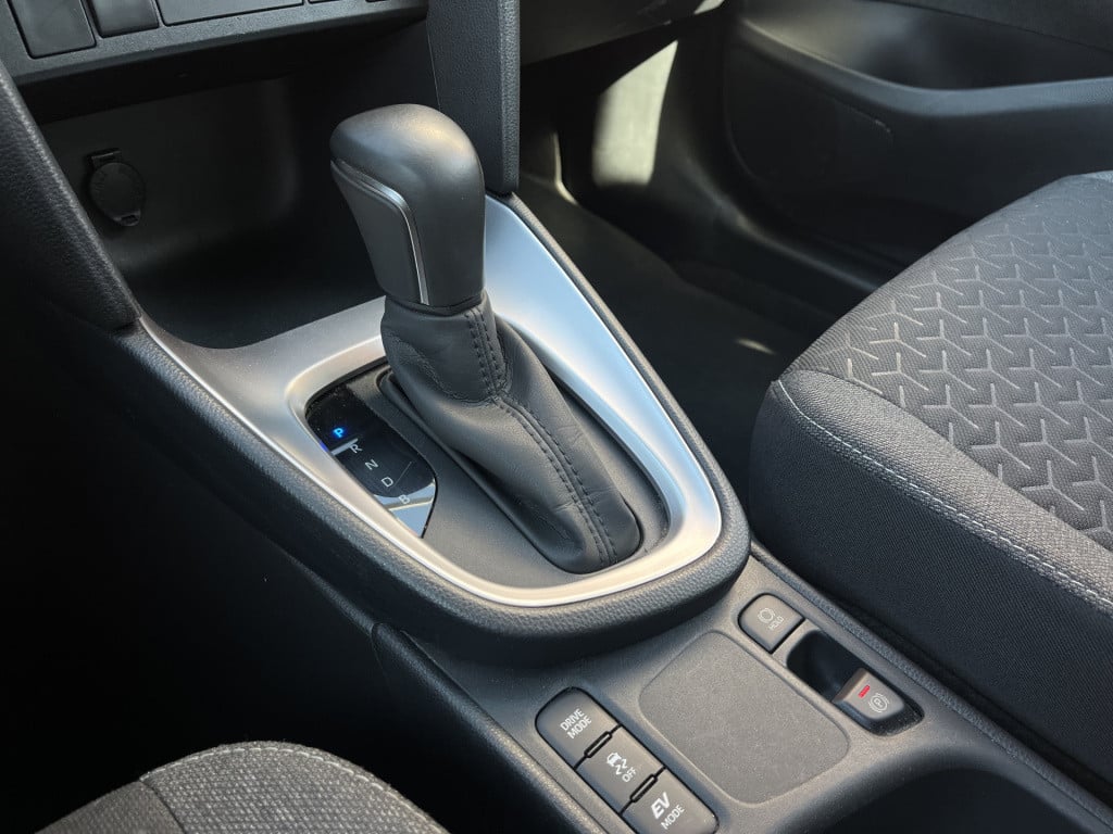 Toyota Yaris Cross 1.5 hybrid dynamic | camera | acc | carplay | keyless