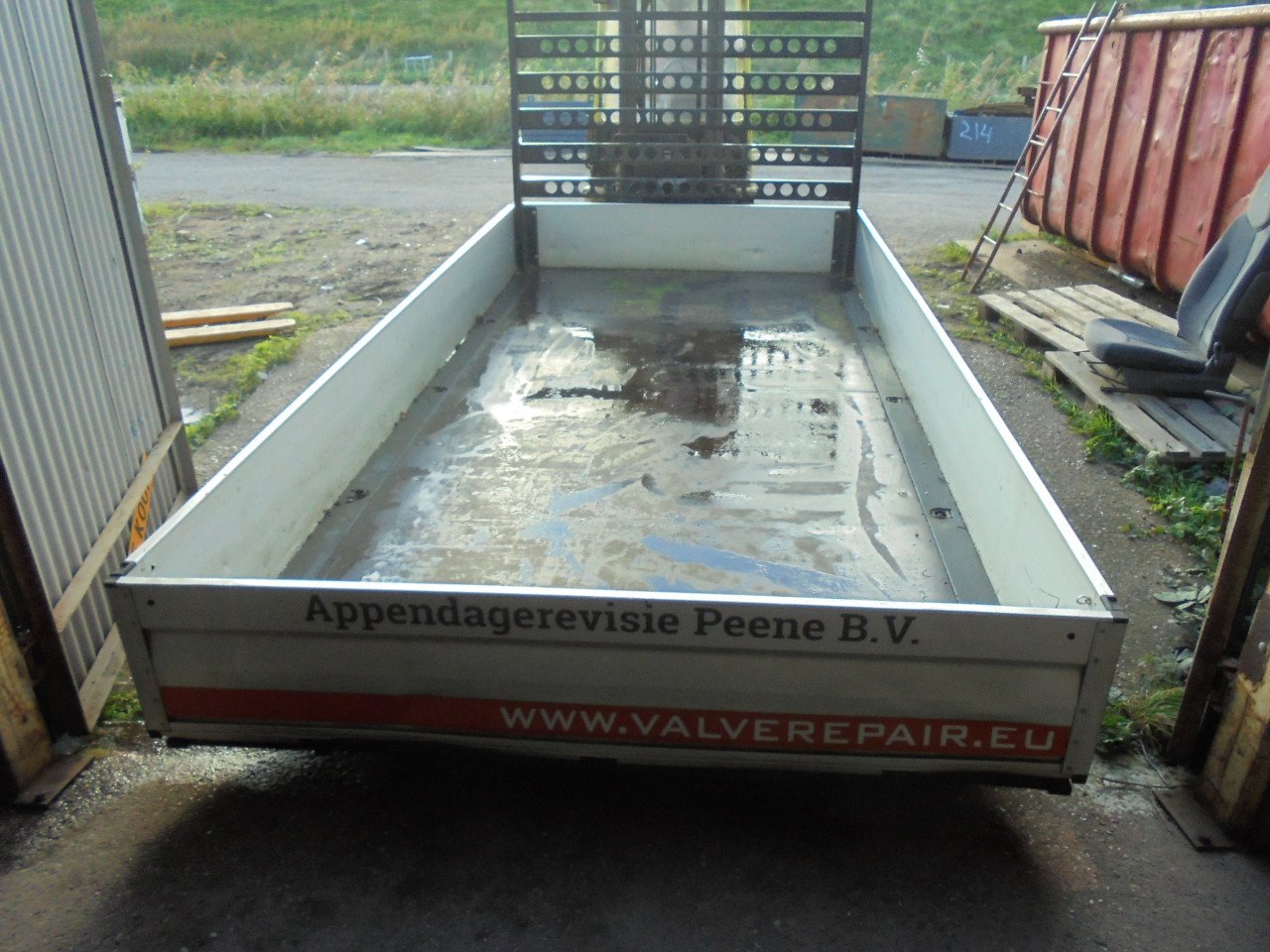 Te koop Laadbak in goede conditie ,van VW Crafter € 1600