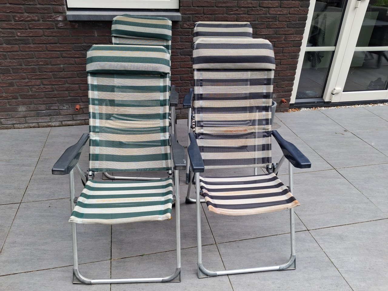 Gratis afhalen 4 campingstoelen