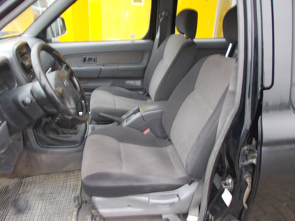 Nissan King-cab pick up (d22) 4x4 double cab 5-pers. (navara)