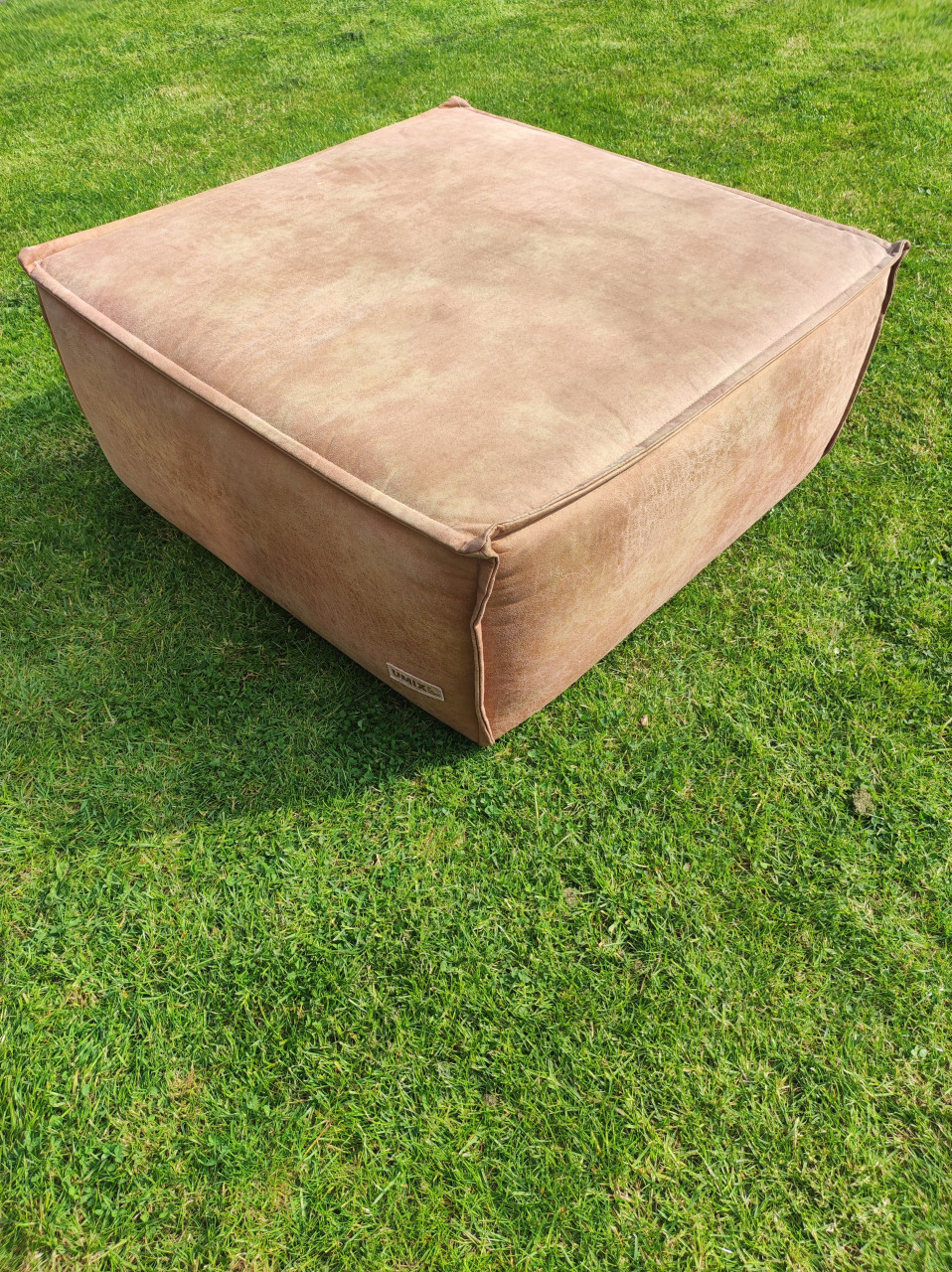 Umix hocker