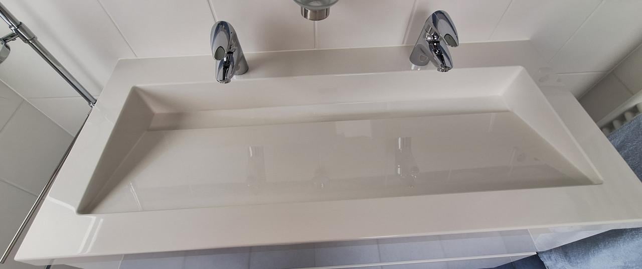 Dubbele wastafel  met lade kast te koop