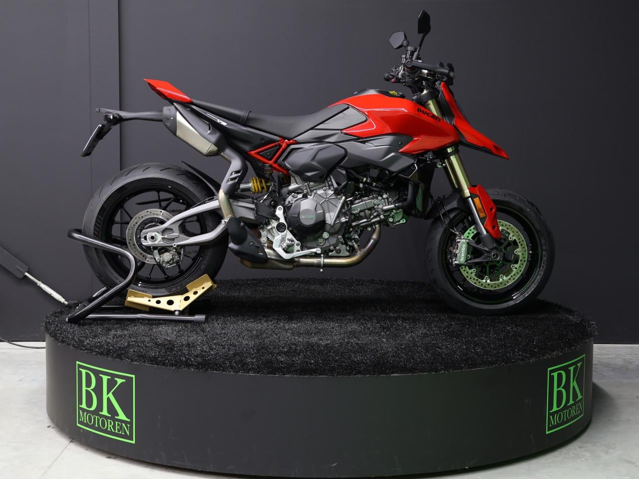 HYPERMOTARD V2 | BTW Motor