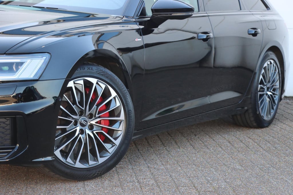 Audi A6 avant 55 tfsi e quattro s edition competition 367pk s-tr