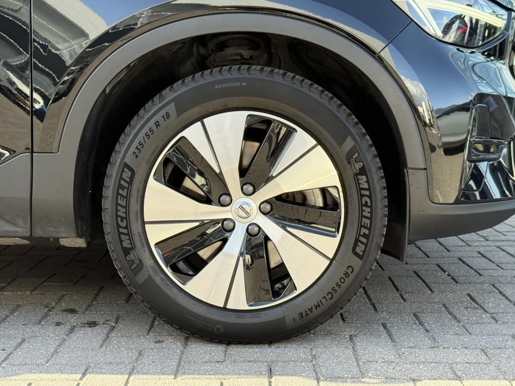 Volvo XC40 t4 211pk recharge plus dark| panodak| camera| h&k sound| elek.