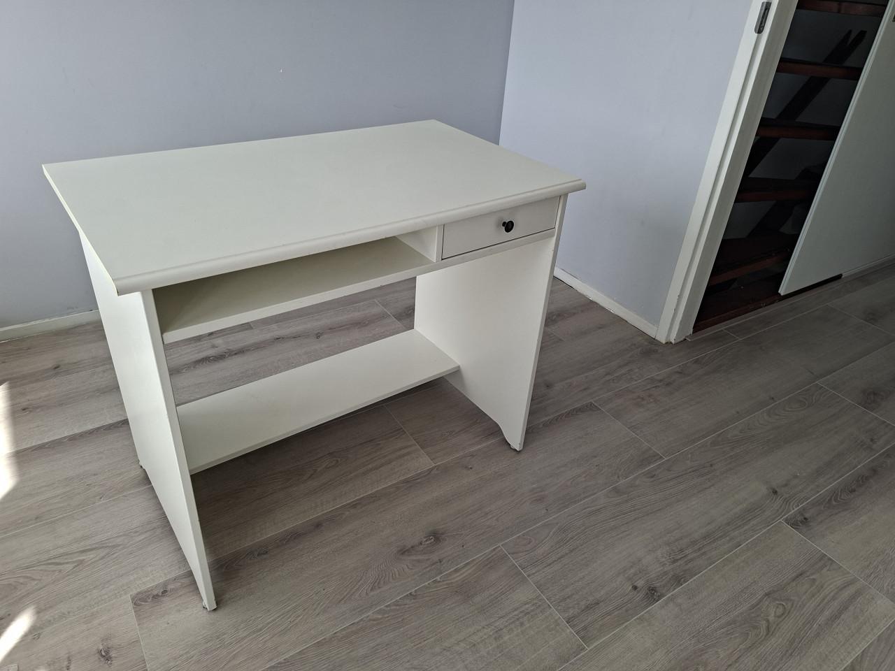 Ikea kinder bureau