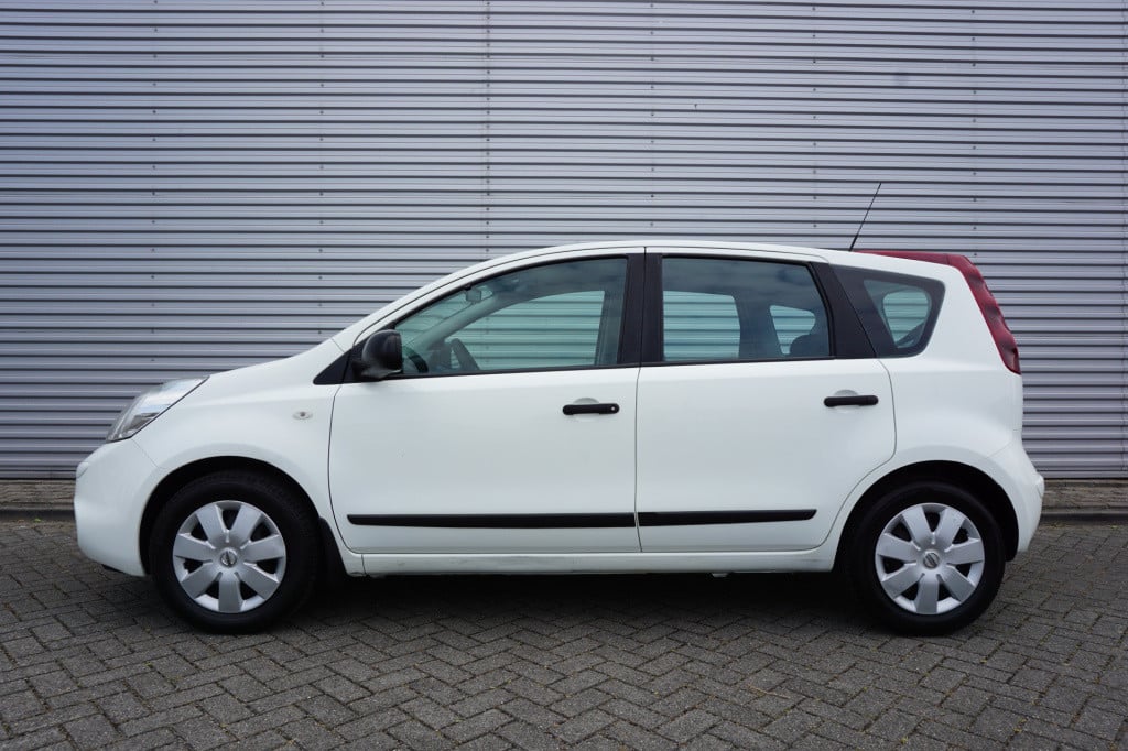 Nissan Note 1.4 visia airco / elektr. ramen / trekhaak / nap