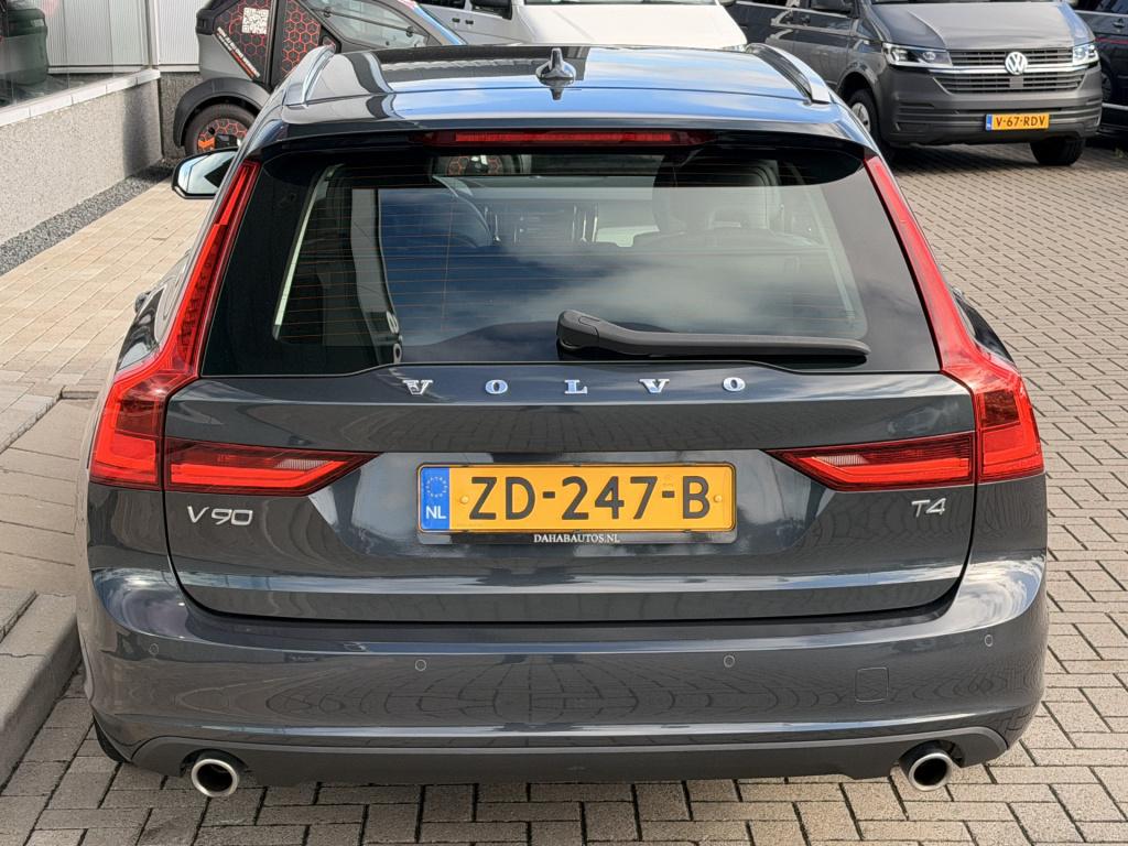 Volvo V90 2.0 t4 momentum | apple carplay | acc | elek. trekhaak | stoel/st
