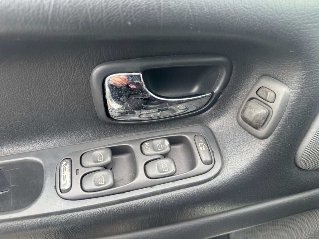 Volvo C70 convertible 2.0 t/inruilkoopje/dak werkt niet!/handel/hobby