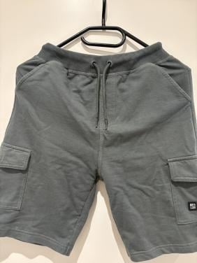 Korte broek 164/170