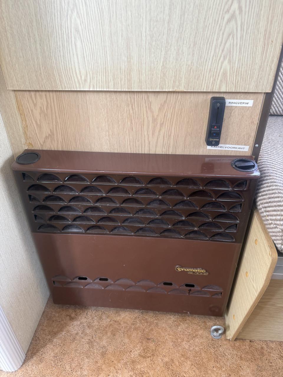 Kip De Luxe KL40T ( zeer netjes , vakantie klaar)