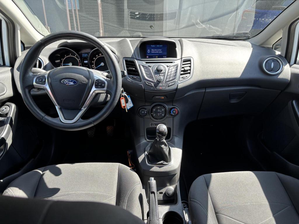 Ford Fiesta 1.0 style