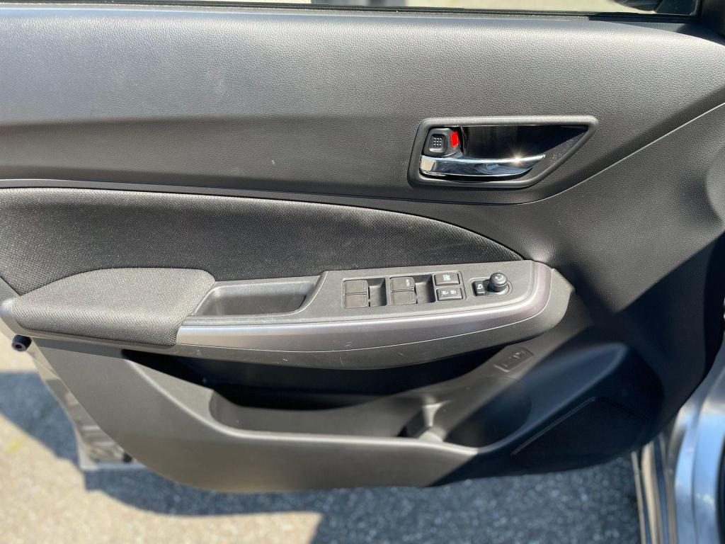 Suzuki Swift 1.2 style smart hybrid