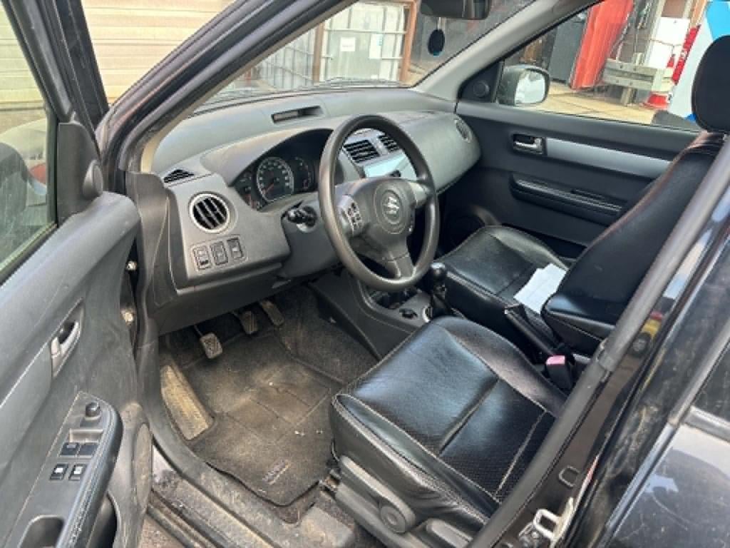 Suzuki Swift 1.5 exclusive