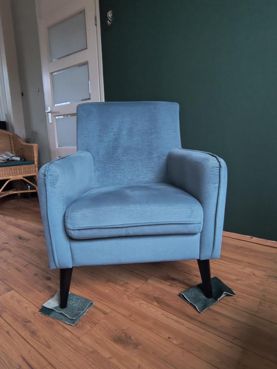 Blauwe fauteuil