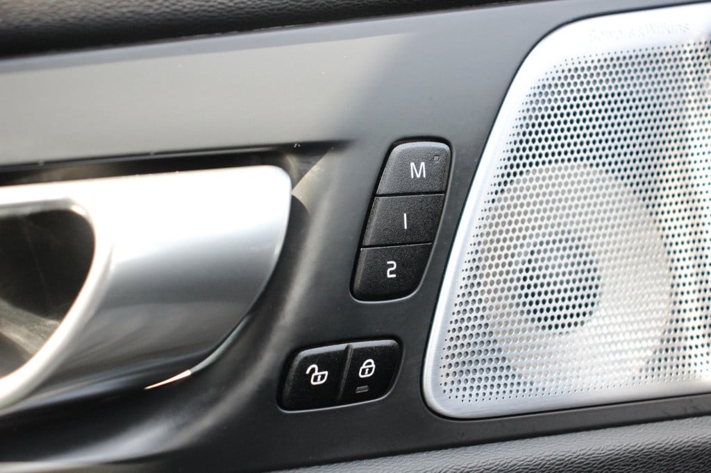 Volvo XC60 2.0 t8 awd polestar engineered | bowers & wilkins | 360 camera |