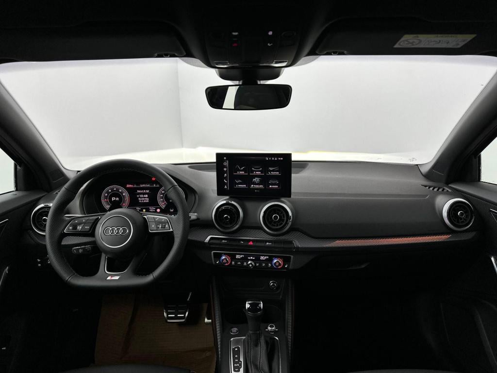 Audi Q2 s edition 35 tfsi 110 kw / 150 pk hatchback 7 vers