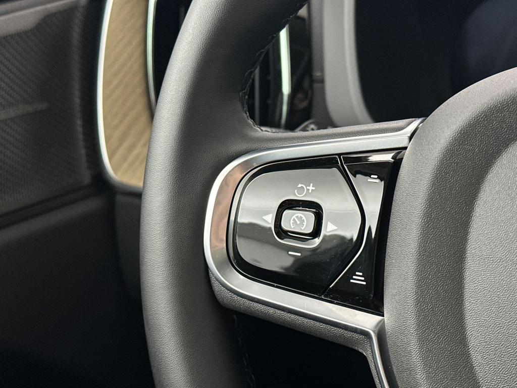 Volvo XC60 t6 398pk recharge ultra dark| full options!!!!!