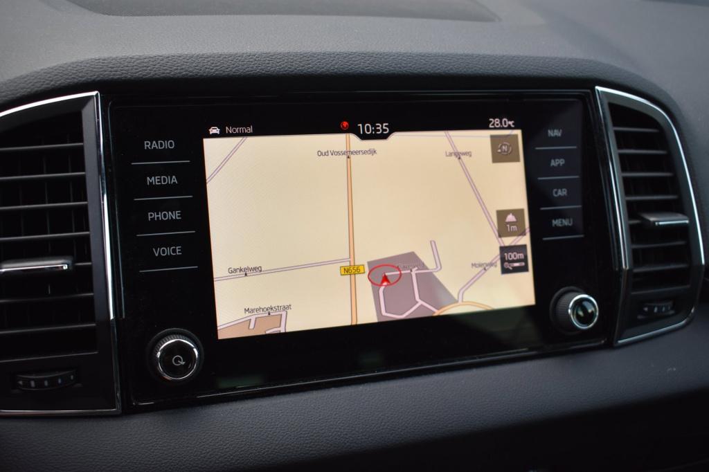 Skoda Karoq 1.5 tsi act sportline | trekhaak | canton | adaptieve cruise co