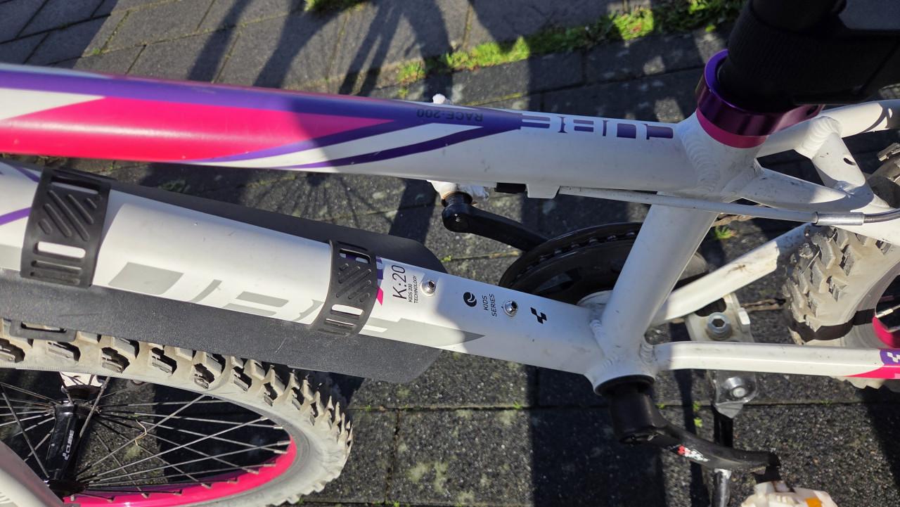 CUBE meisjesfiets 20 inch.
