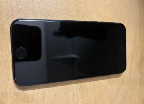 IPhone SE 2022 98% batterij capaciteit