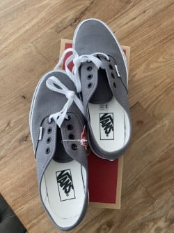Vans maat 38.