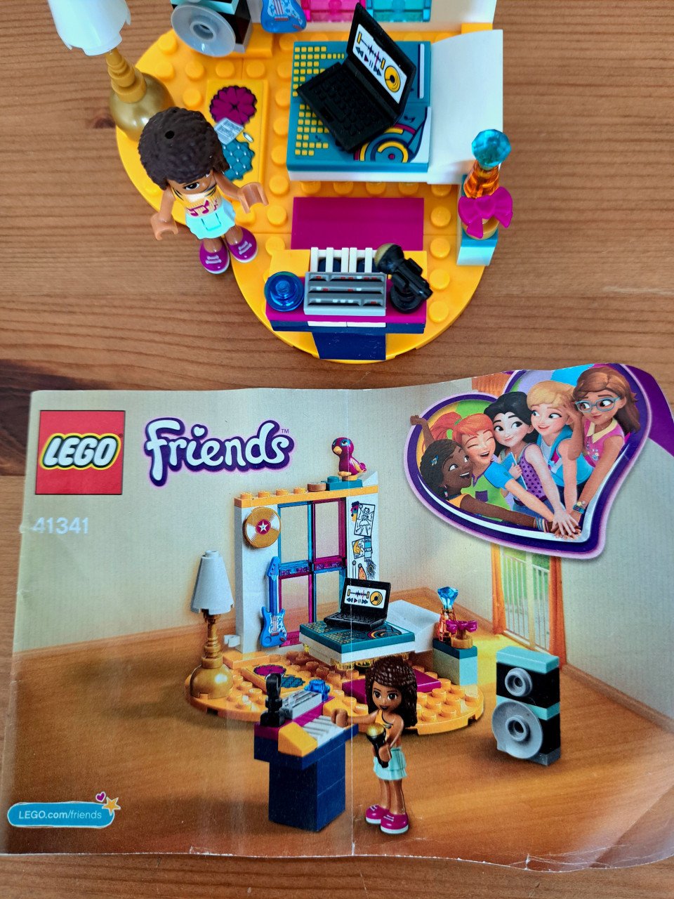 Lego friends Andrea,s slaapkamer