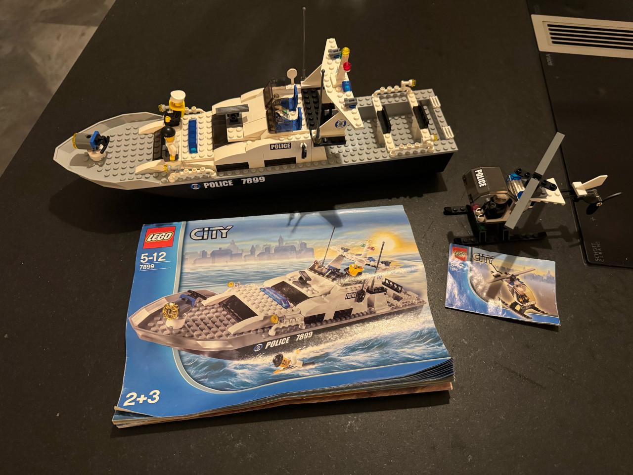 Lego City politie boot met helikopter 7899