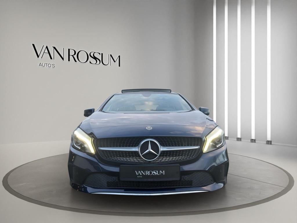 Mercedes-Benz A-Klasse a 180 urban pano automaat stoelverwarming 1e eigenaa