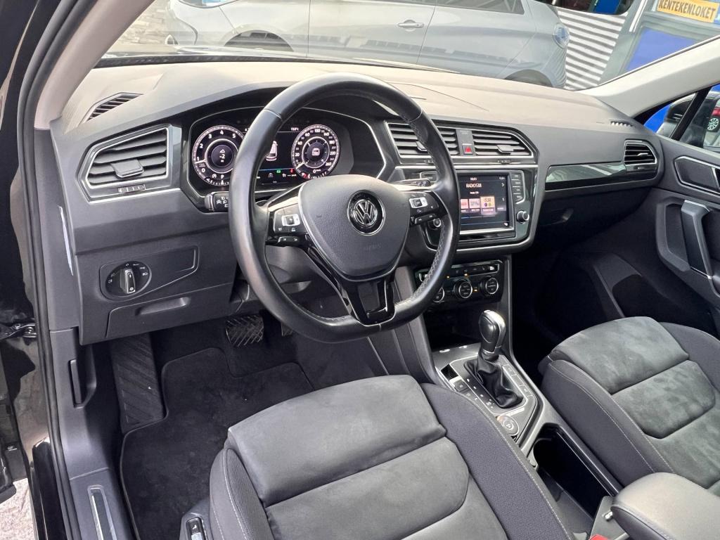 Volkswagen Tiguan 2.0 tsi 4motion r-line highline, virtual cockpit, trekhaa