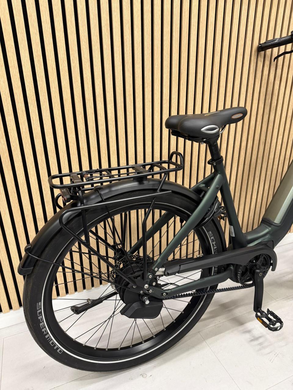 Velo de Ville Bosch Active Line Plus 50CM 7665KM 625WH Belt